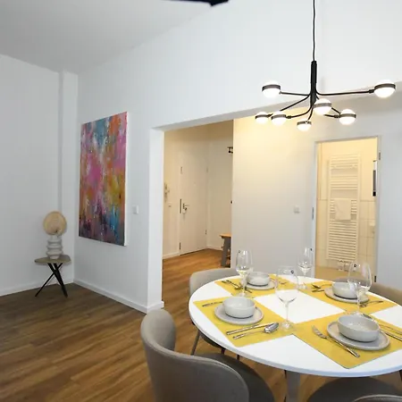 Modern Design In Essen-mitte For 4 *