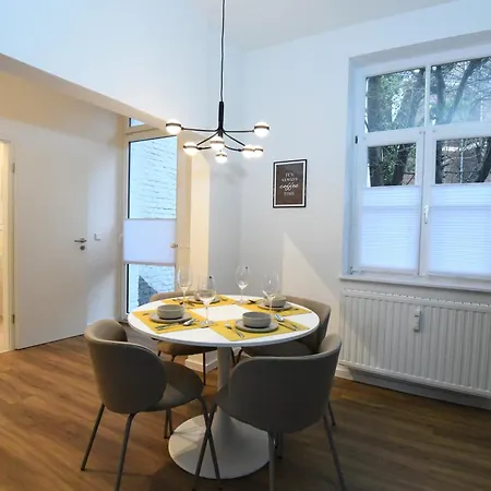 Modern Design In Essen-mitte For 4 *
