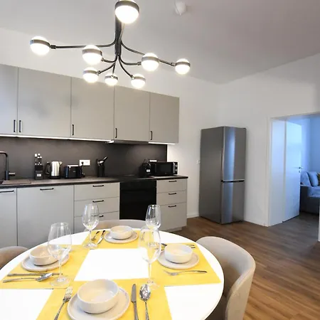 Apartman Modern Design In Essen-mitte For 4