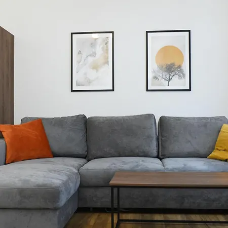Modern Design In Essen-mitte For 4 Essen