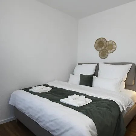 Modern Design In Essen-mitte For 4 Apartman Essen