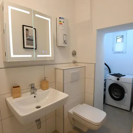 Modern Design In Essen-mitte For 4 شقة *