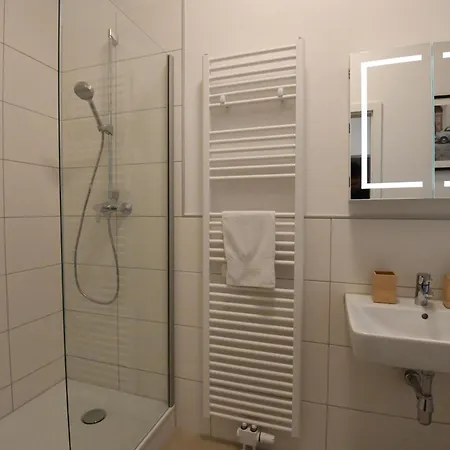 Apartman Modern Design In Essen-mitte For 4 *